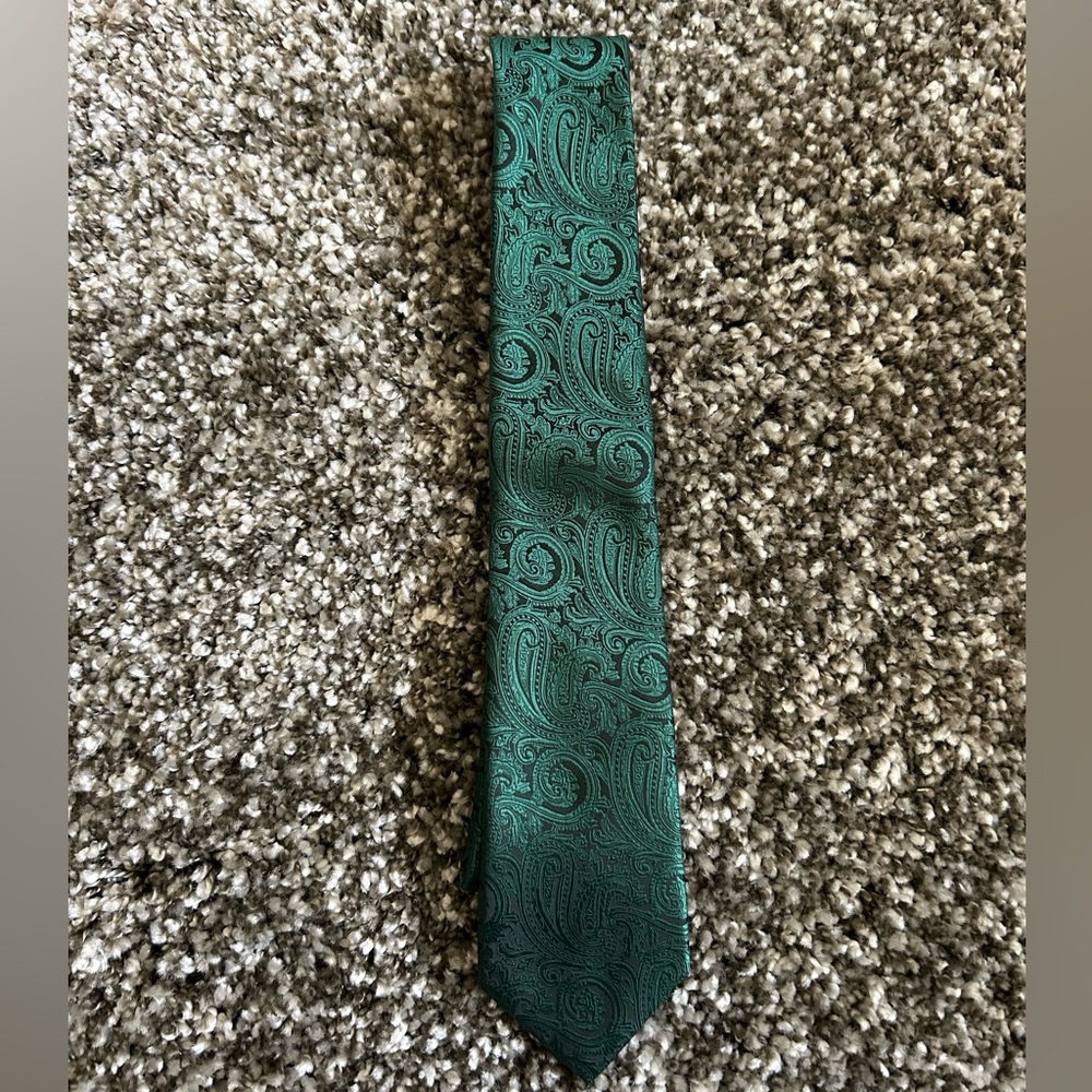 New Mens Dark Emerald Green Paisley Tie